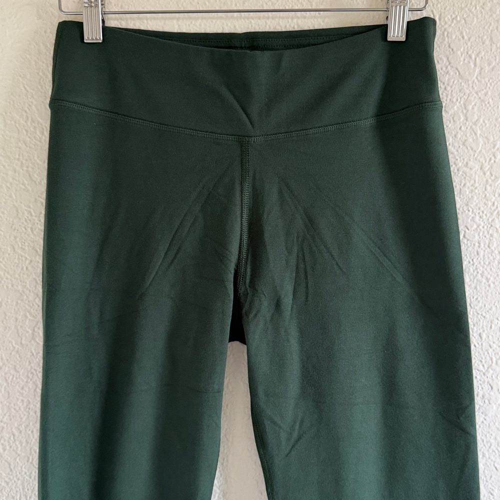 Pact On the Go-To Cropped Bootcut Legging Mountain View Green size M - Picture 4 of 6